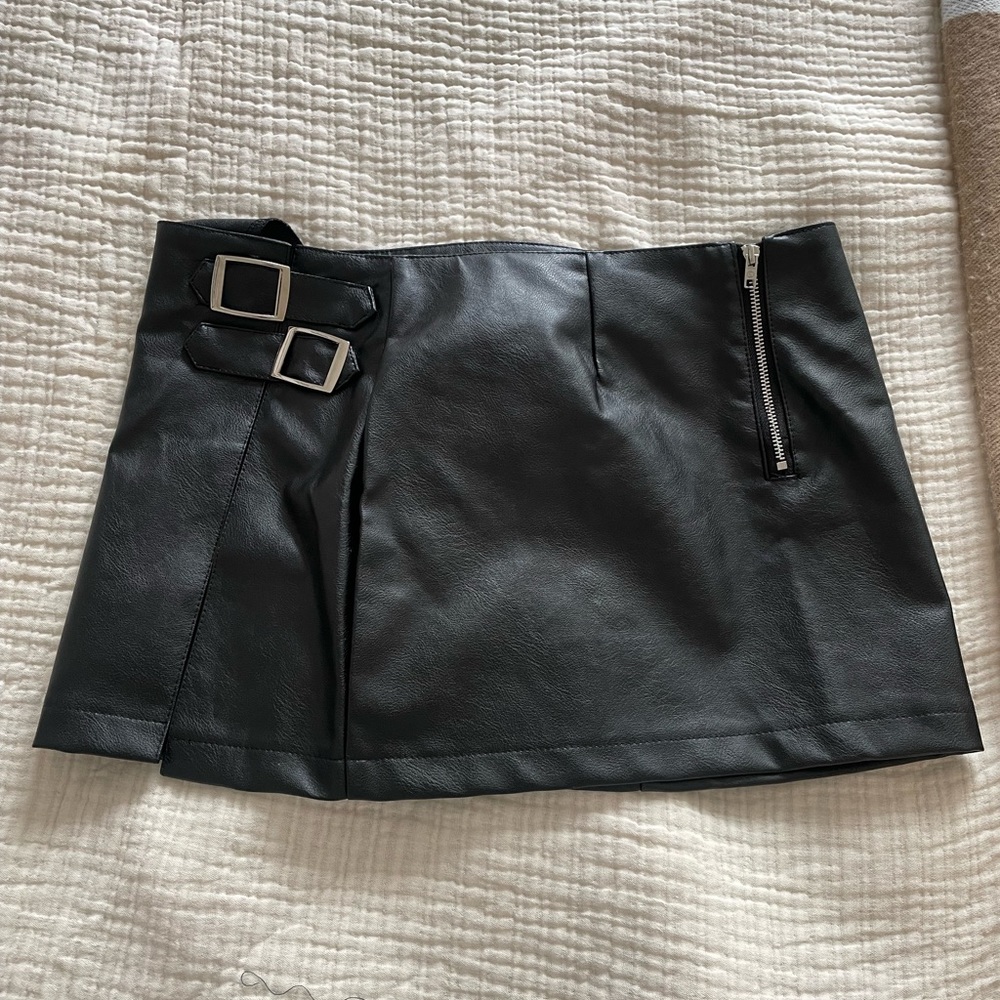 Leather mini skirt